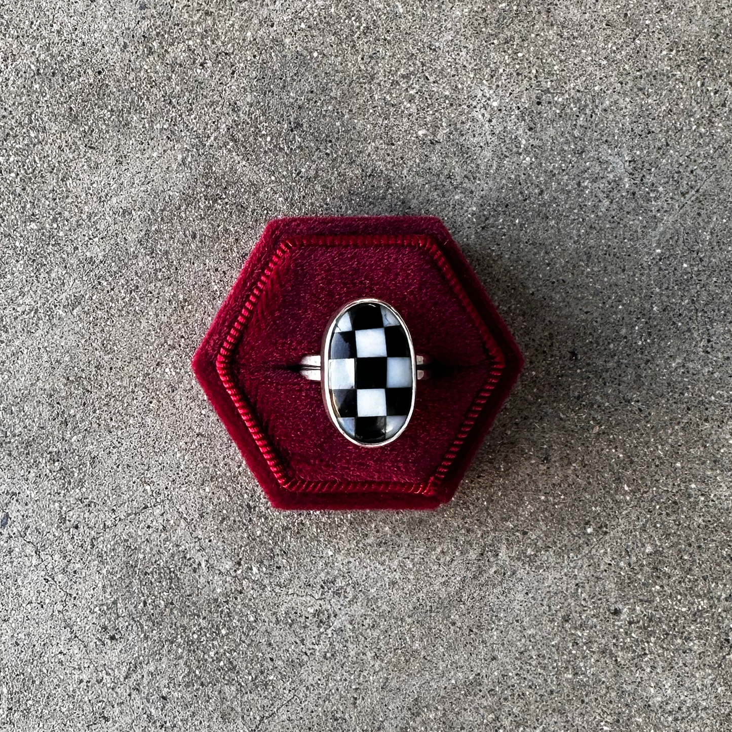Checkered Oval Ring Size 6.5
