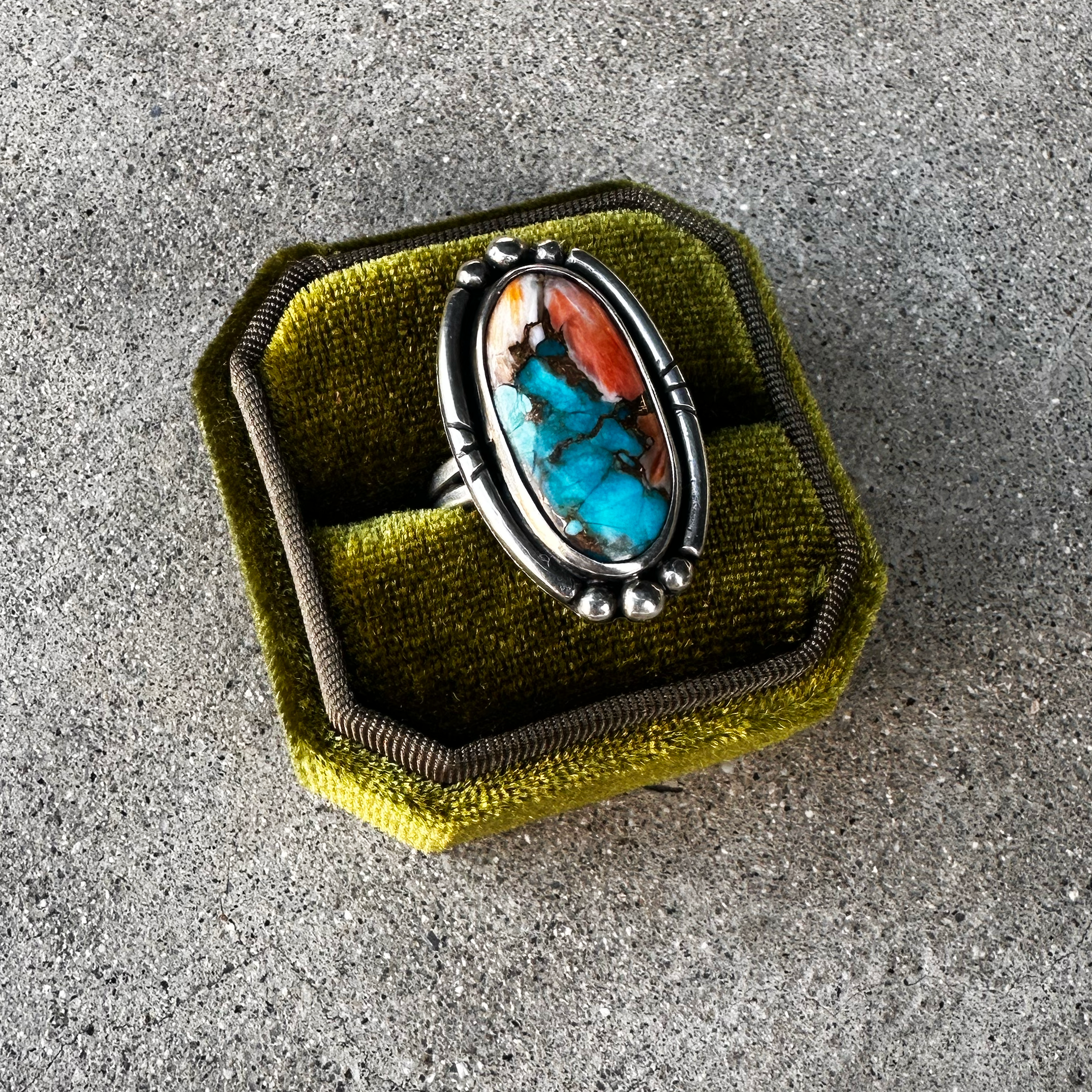 Turquoise Oyster Copper Ring Size 7.5